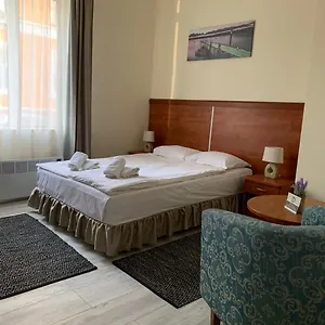 Guest Donovi , Warna Bulgarien